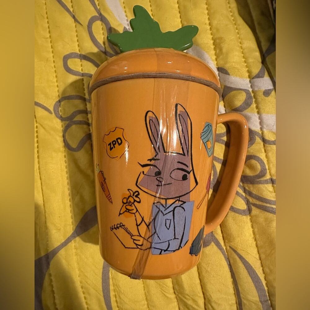NWT Disney Parks Zootopia Judy Hops Carrot Hop to It Coffee Tea Mug w lid 12 oz